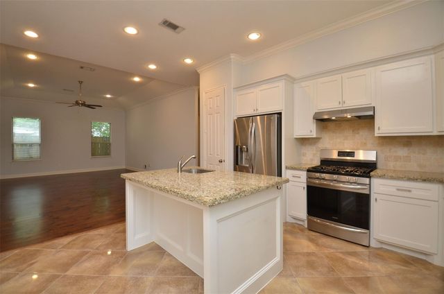 2118 Marnel Road A, Houston, TX 77055