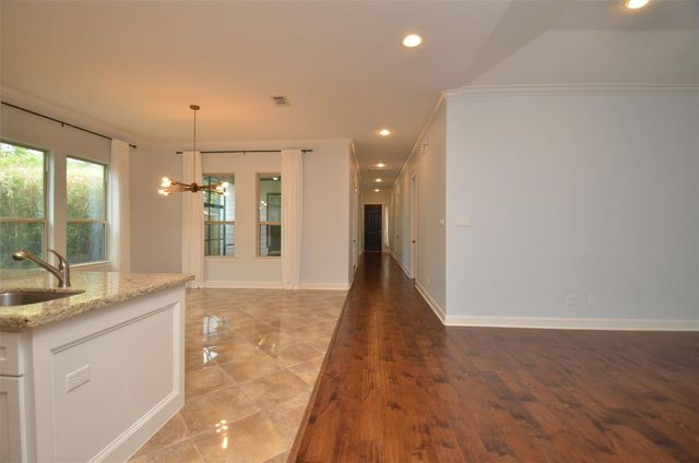 2118 Marnel Road A, Houston, TX 77055