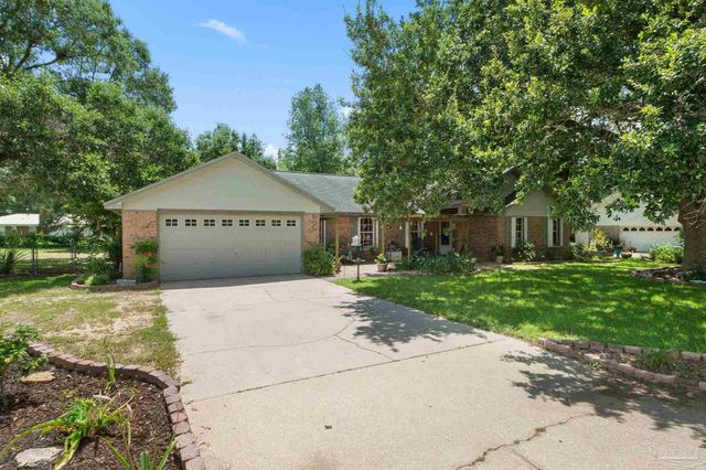 6072 Antelope St, Milton, FL 32570