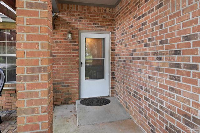 6072 Antelope St, Milton, FL 32570