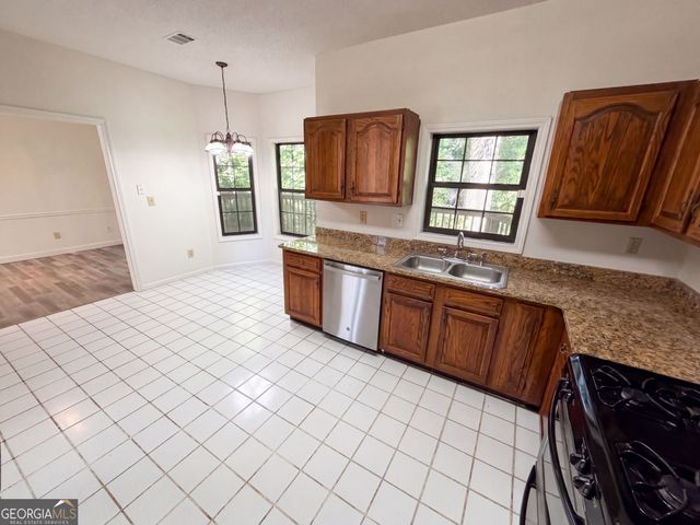 506 Mansard Walk, Alpharetta, GA 30022