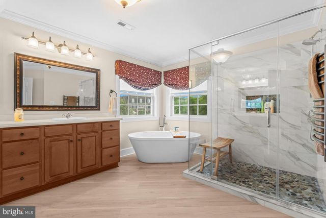 4 COPPERLEAF CT, Warminster, PA 18974