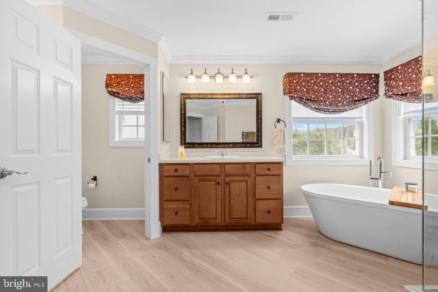 4 COPPERLEAF CT, Warminster, PA 18974