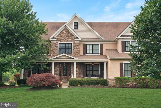 4 COPPERLEAF CT, Warminster, PA 18974