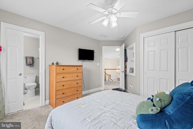 4 COPPERLEAF CT, Warminster, PA 18974