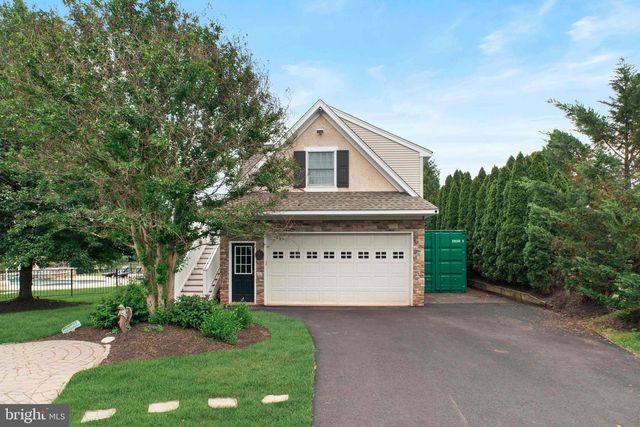 4 COPPERLEAF CT, Warminster, PA 18974