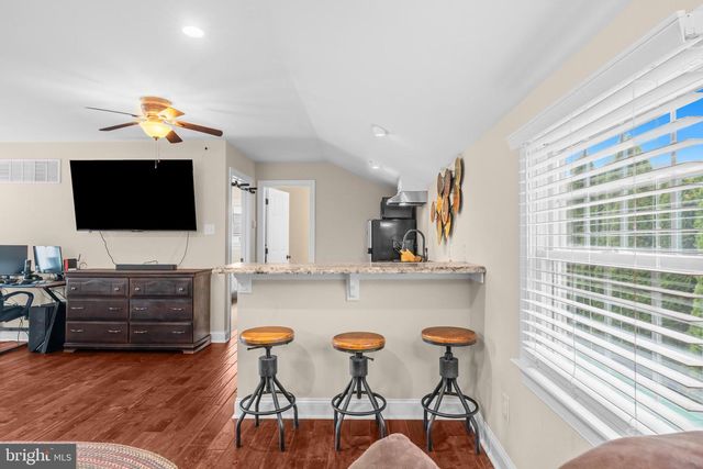4 COPPERLEAF CT, Warminster, PA 18974