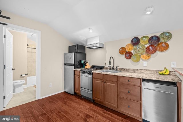 4 COPPERLEAF CT, Warminster, PA 18974