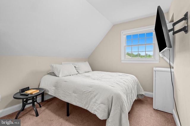 4 COPPERLEAF CT, Warminster, PA 18974