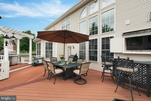 4 COPPERLEAF CT, Warminster, PA 18974