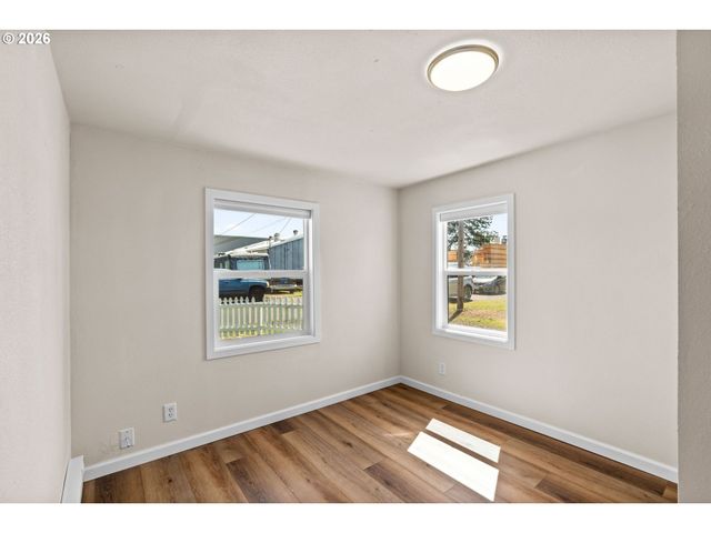 160 IOWA St, Eugene, OR 97402