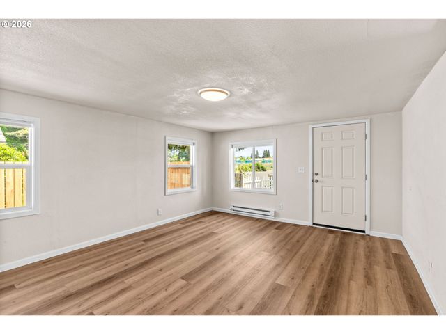 160 IOWA St, Eugene, OR 97402