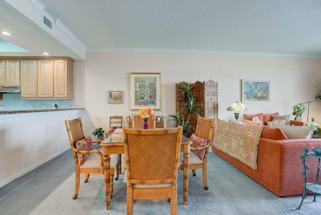 1160 SW Chapman Way 202, Palm City, FL 34990