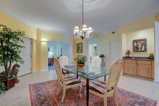 1160 SW Chapman Way 202, Palm City, FL 34990