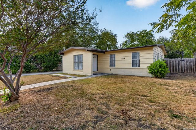 209 PARK LN, Universal City, TX 78148