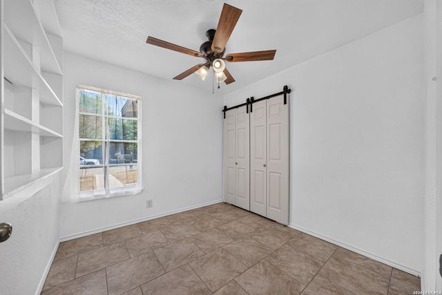 209 PARK LN, Universal City, TX 78148