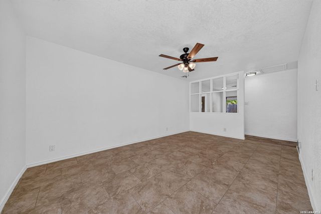 209 PARK LN, Universal City, TX 78148
