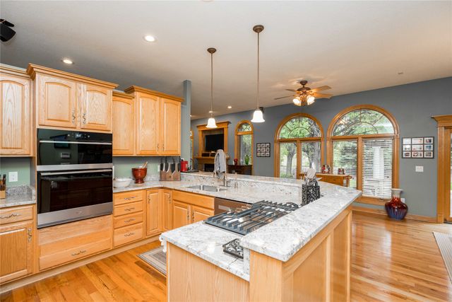 7488 Ashley Drive, Johnston, IA 50131