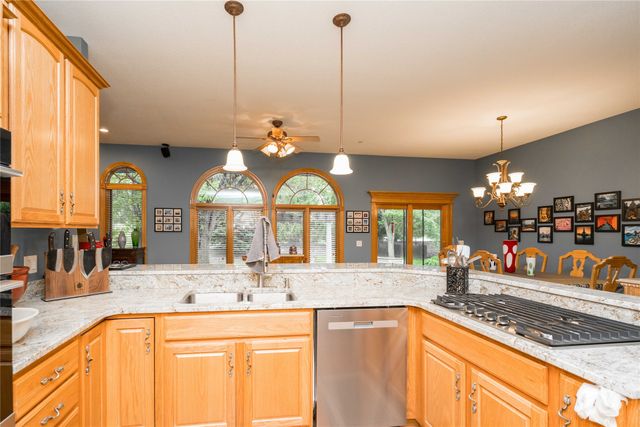 7488 Ashley Drive, Johnston, IA 50131