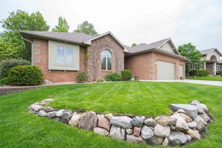 7488 Ashley Drive, Johnston, IA 50131
