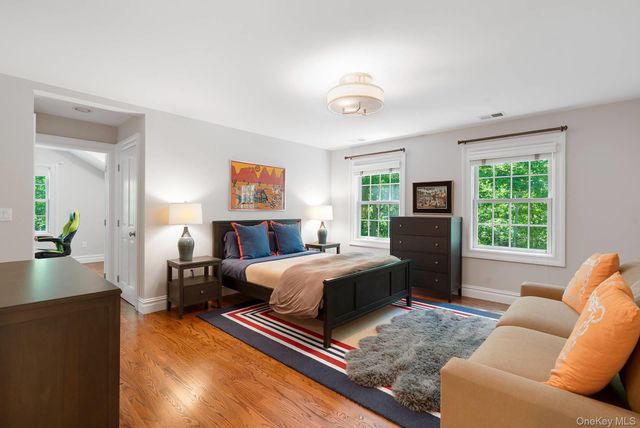6 Woodruff Lane, Bridgehampton, NY 11932