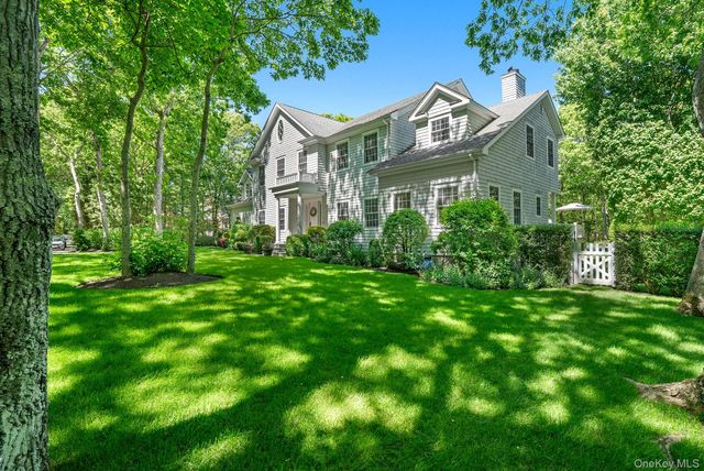 6 Woodruff Lane, Bridgehampton, NY 11932