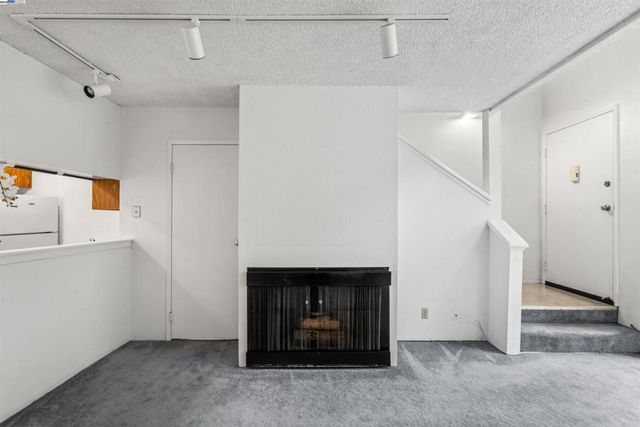 374 Imperial Way 2, Daly City, CA 94015