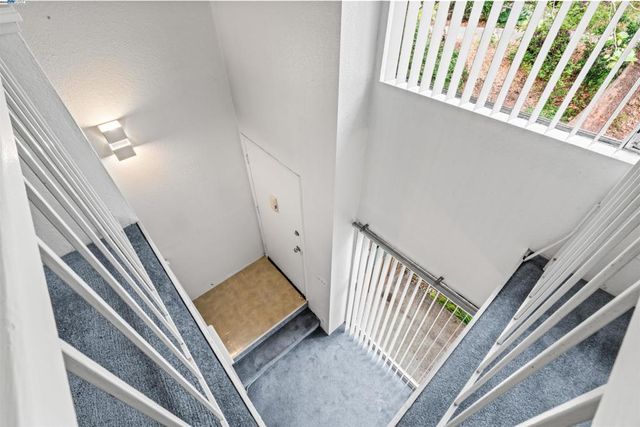 374 Imperial Way 2, Daly City, CA 94015