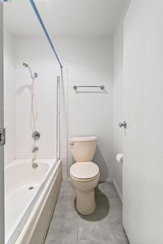 374 Imperial Way 2, Daly City, CA 94015