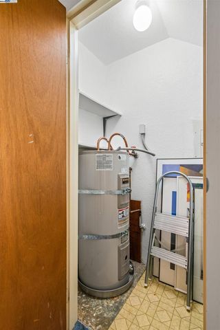 374 Imperial Way 2, Daly City, CA 94015