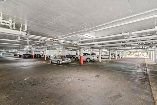374 Imperial Way 2, Daly City, CA 94015