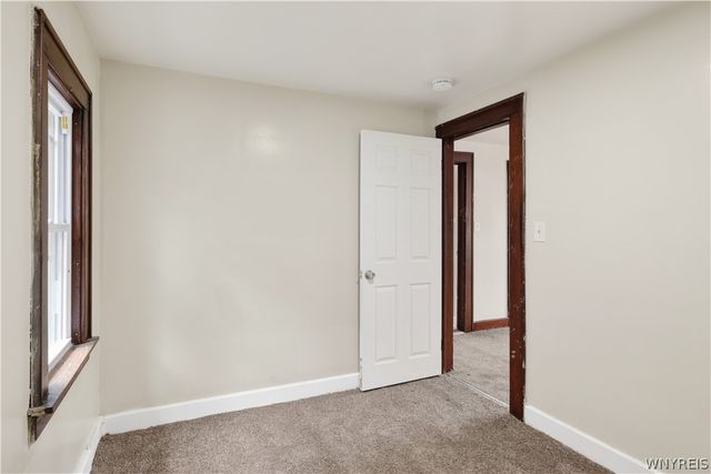 1890 Linwood Avenue, Niagara Falls, NY 14305