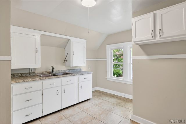 1890 Linwood Avenue, Niagara Falls, NY 14305