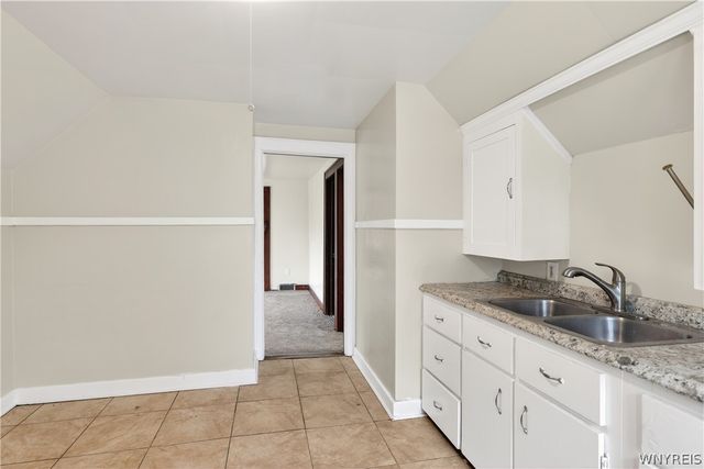 1890 Linwood Avenue, Niagara Falls, NY 14305