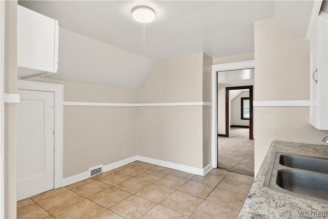 1890 Linwood Avenue, Niagara Falls, NY 14305