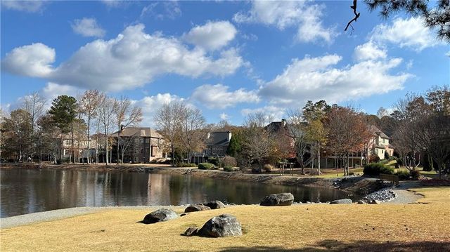 1810 Ebenezer Farm Circle, Marietta, GA 30066