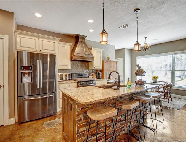 94 Murillo Way, Hot Springs Village, AR 71909