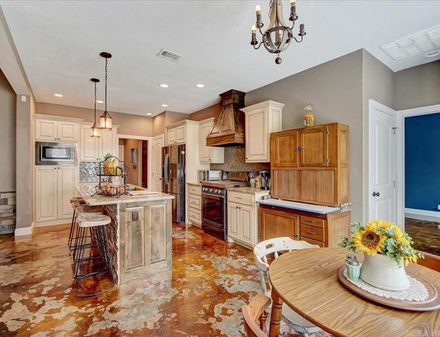 94 Murillo Way, Hot Springs Village, AR 71909