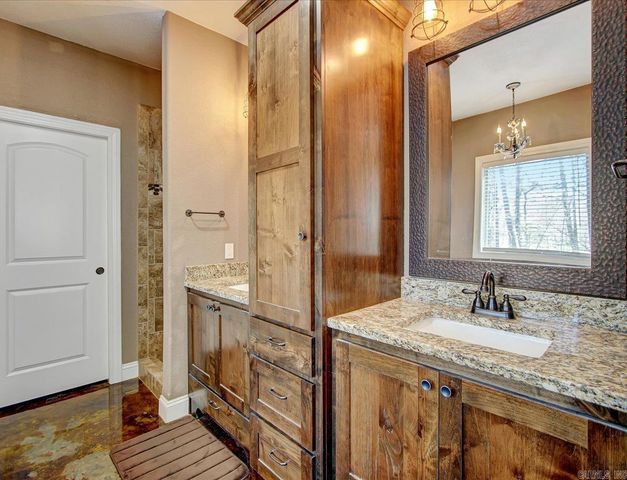 94 Murillo Way, Hot Springs Village, AR 71909