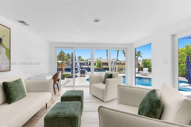 261 SE 4th Street, Pompano Beach, FL 33060