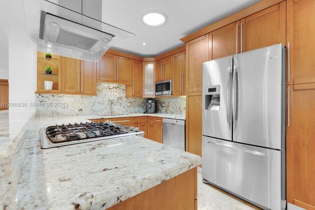261 SE 4th Street, Pompano Beach, FL 33060