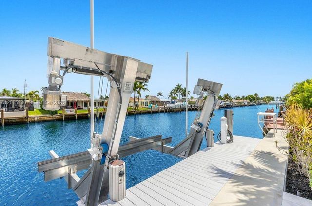 261 SE 4th Street, Pompano Beach, FL 33060