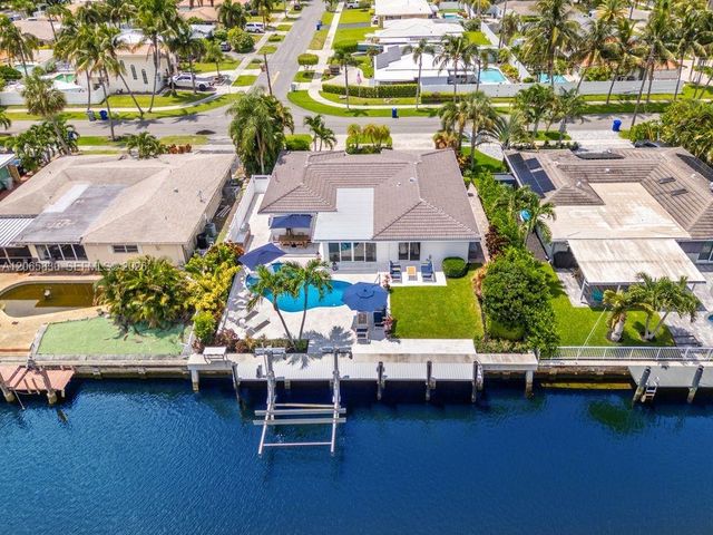 261 SE 4th Street, Pompano Beach, FL 33060