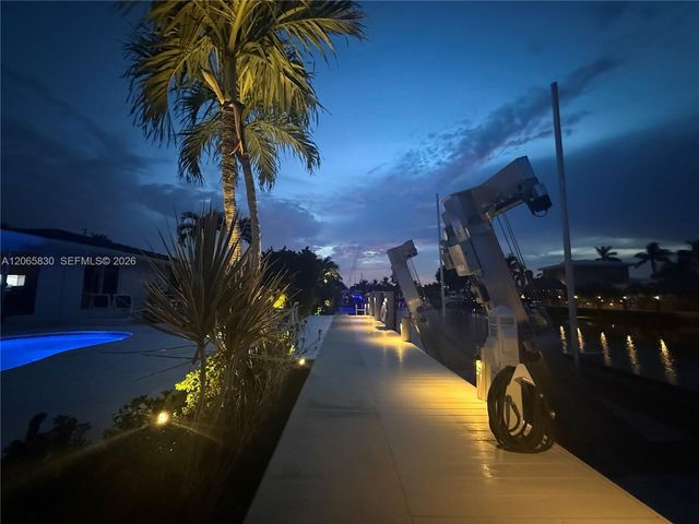 261 SE 4th Street, Pompano Beach, FL 33060
