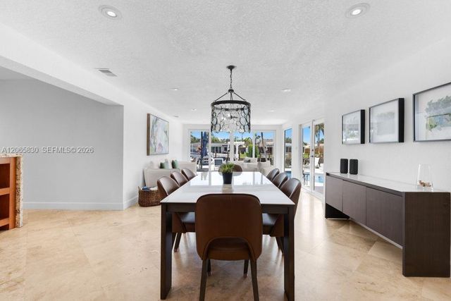 261 SE 4th Street, Pompano Beach, FL 33060