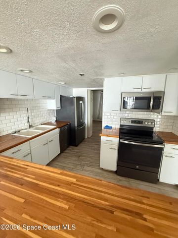 1540 Riverside Drive 11, Titusville, FL 32780