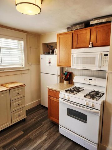 2126 77th STREET, West Allis, WI 53219
