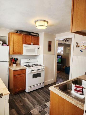2126 77th STREET, West Allis, WI 53219