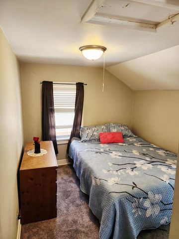 2126 77th STREET, West Allis, WI 53219