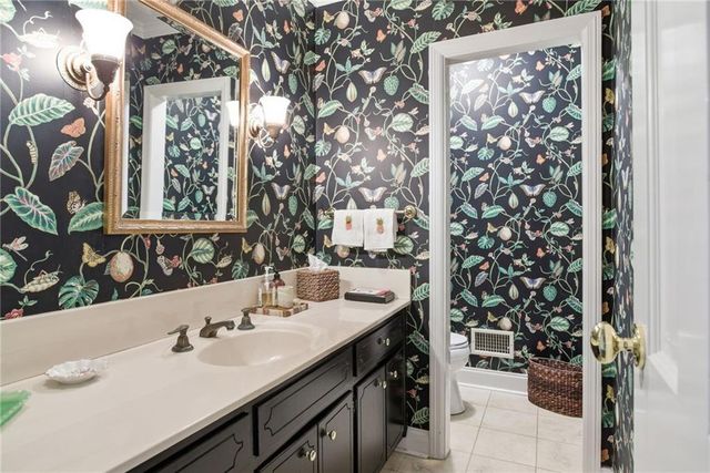 6225 Old Hickory Point, Atlanta, GA 30328